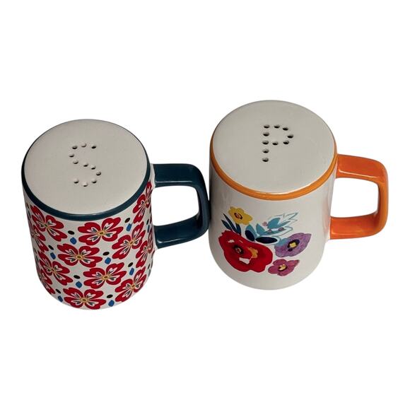 VTG Pioneer Women SALT & PEPPER SHAKERS Large 3.75" Flea Market Floral Pattern - Picture 4 of 8